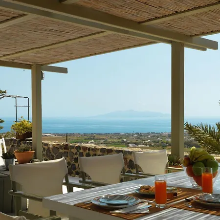Magnificent Santorini Villas | 6 Bedrooms | Zoldyk Houses | Spacious Terrace With Courtyard Views | Βίλα